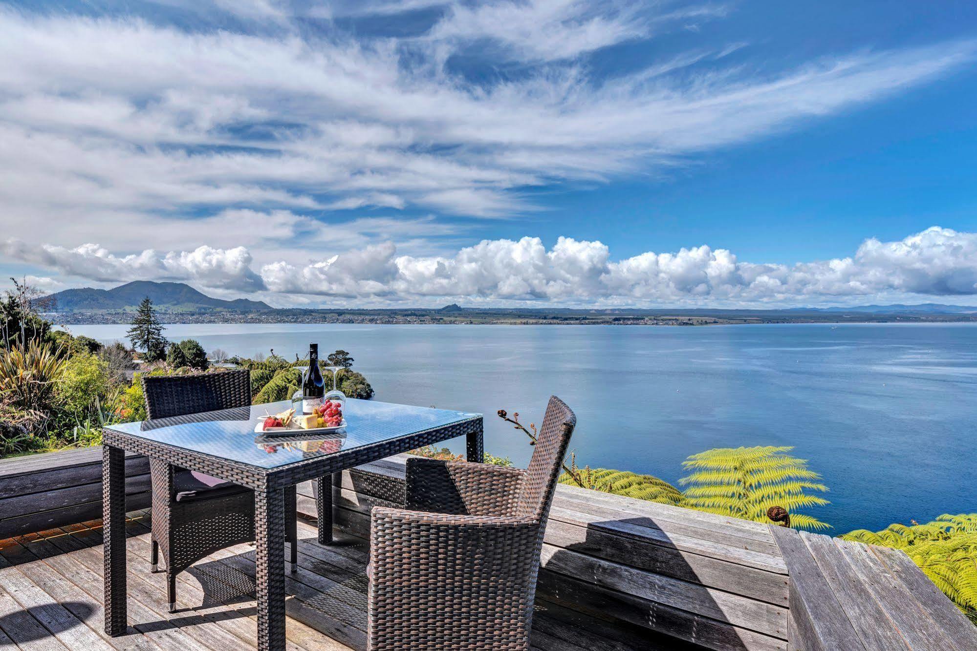 Serenity On Wakeman Taupo Exteriér fotografie